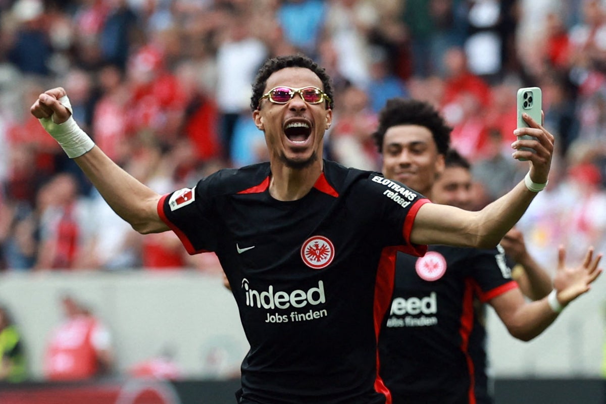 Transfer news live: Arsenal switch to Ekitike as Sesko talks stall, Liverpool target Guehi, Chelsea agree Pedro deal Transfer news live: Arsenal switch to Ekitike as Sesko talks stall, Liverpool target Guehi, Chelsea agree Pedro deal