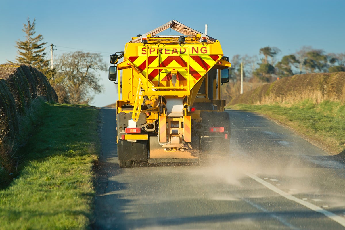 Snow gritters dispatched to stop roads from melting in sweltering heatwave