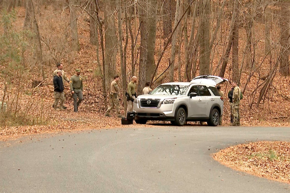 Woman charged in Vermont border agent's death seeks 6-month delay in death penalty decision