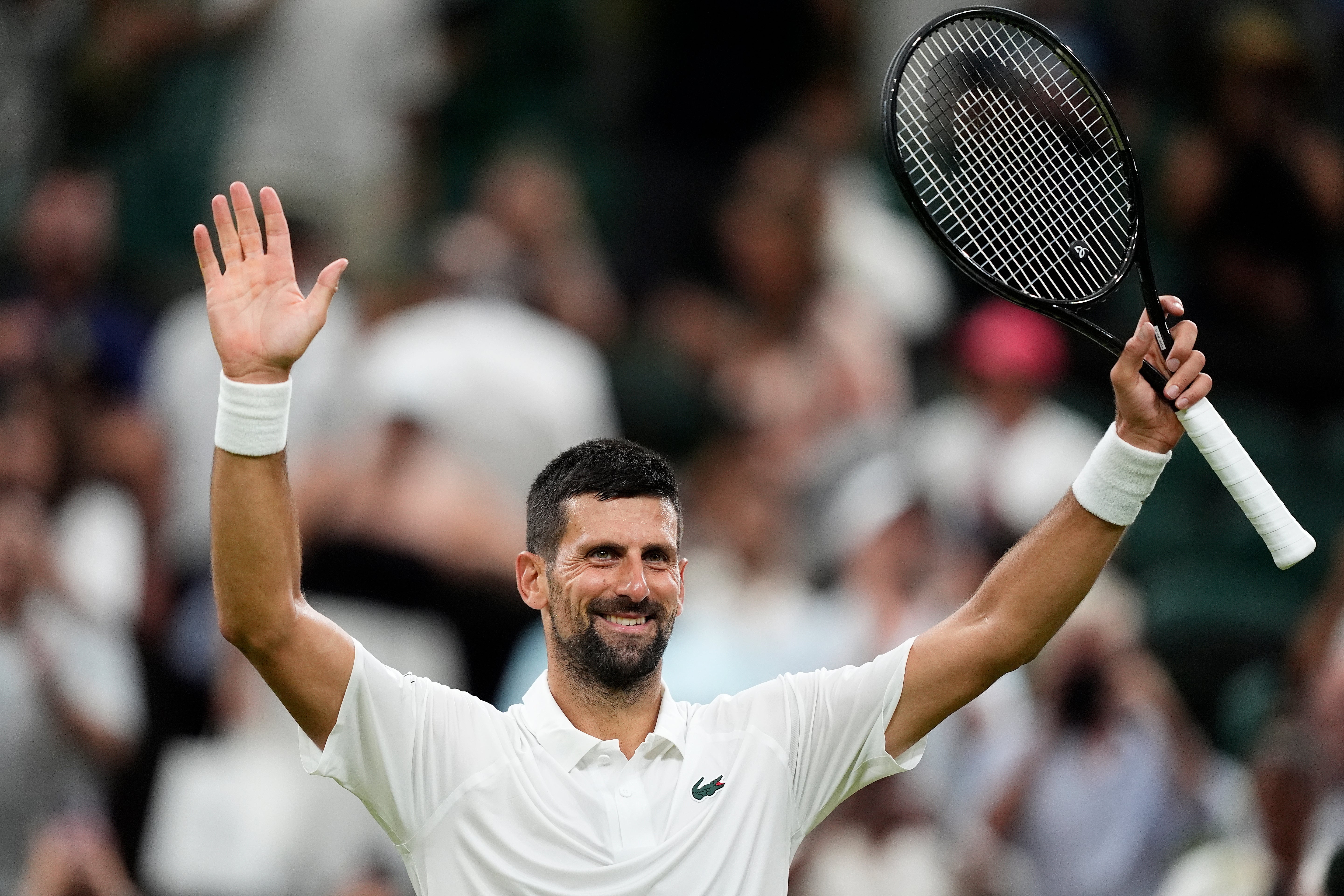 Sedemnásobný majster Wimbledonu vezme britský Dan Evans do druhého kola