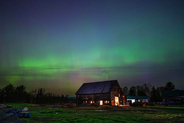 <p>More than a dozen U.S. states may glimpse the colorful northern lights this evening. The dazzling display is thanks to a coronal mass ejection recently blasted out by the sun</p>