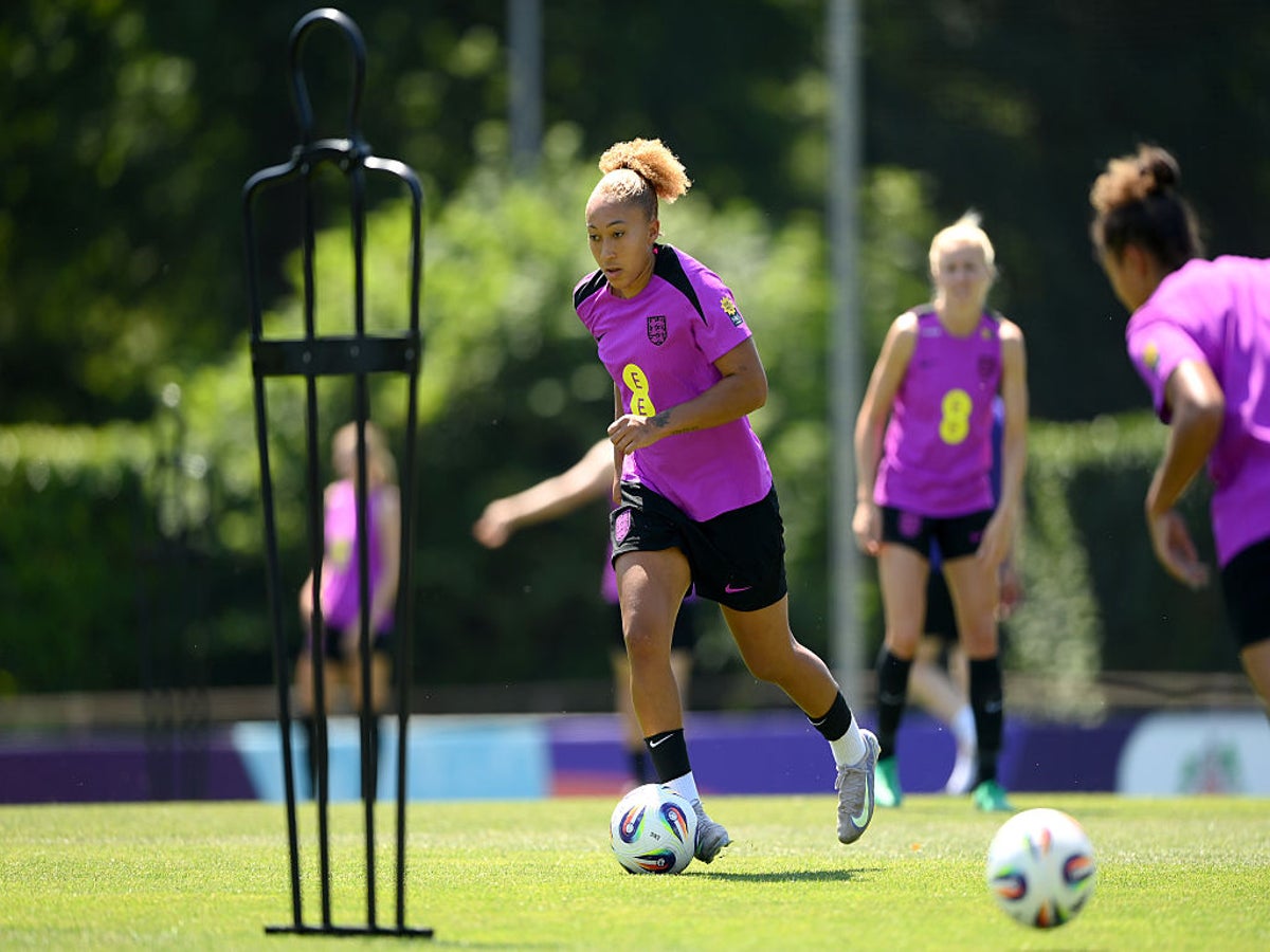 Lauren James playing for England