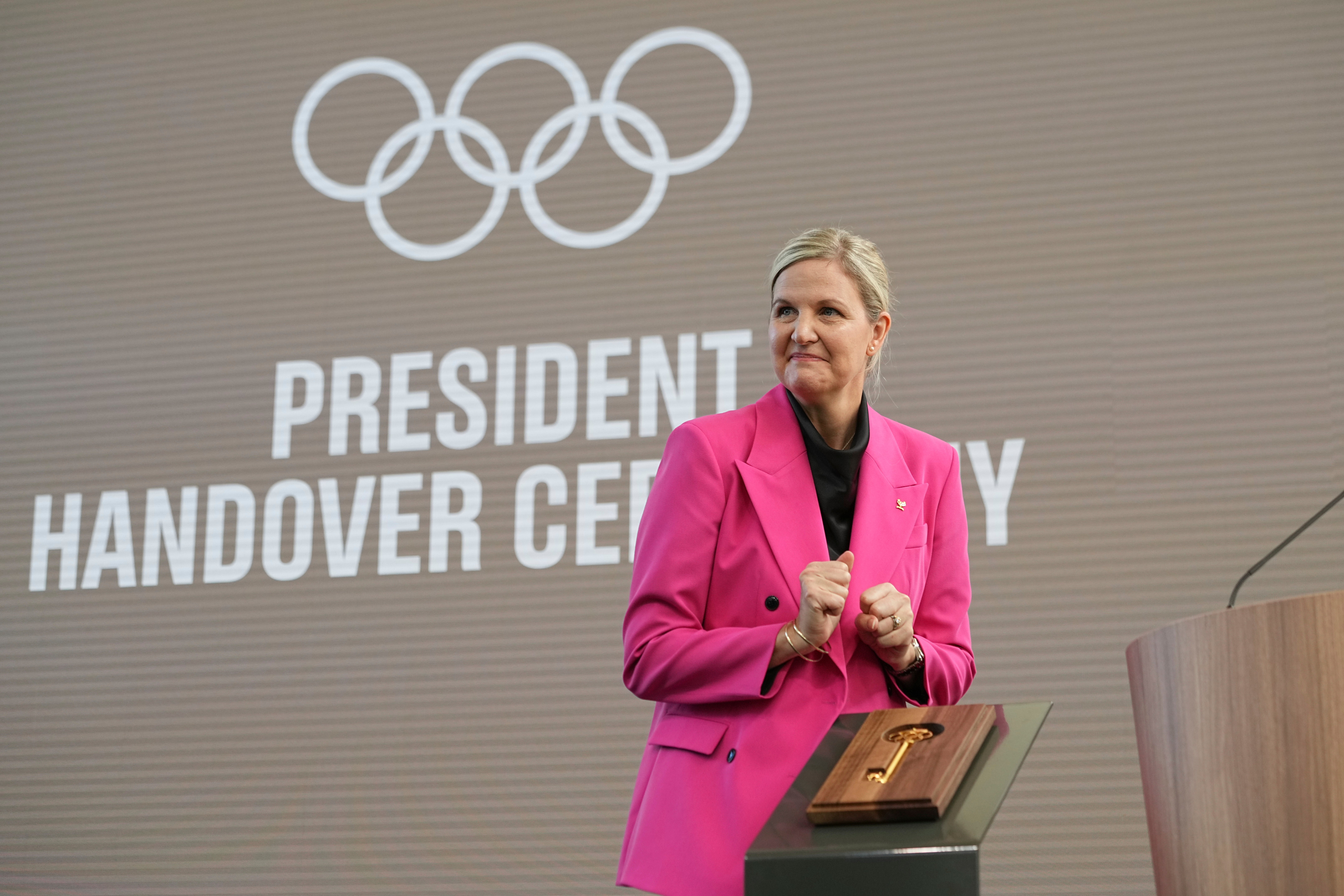 SUIZA COI PRESIDENTA