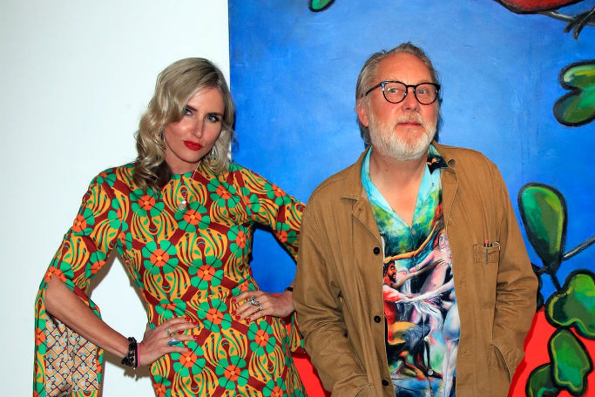 Vic Reeves and wife Nancy Sorrell delight fans with ‘lovely’ beach day photos