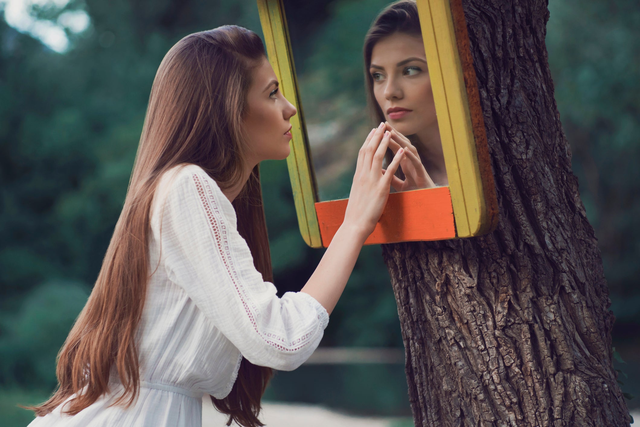 Mirror, mirror, on the wall: Who's the most self-obsessed of them all?