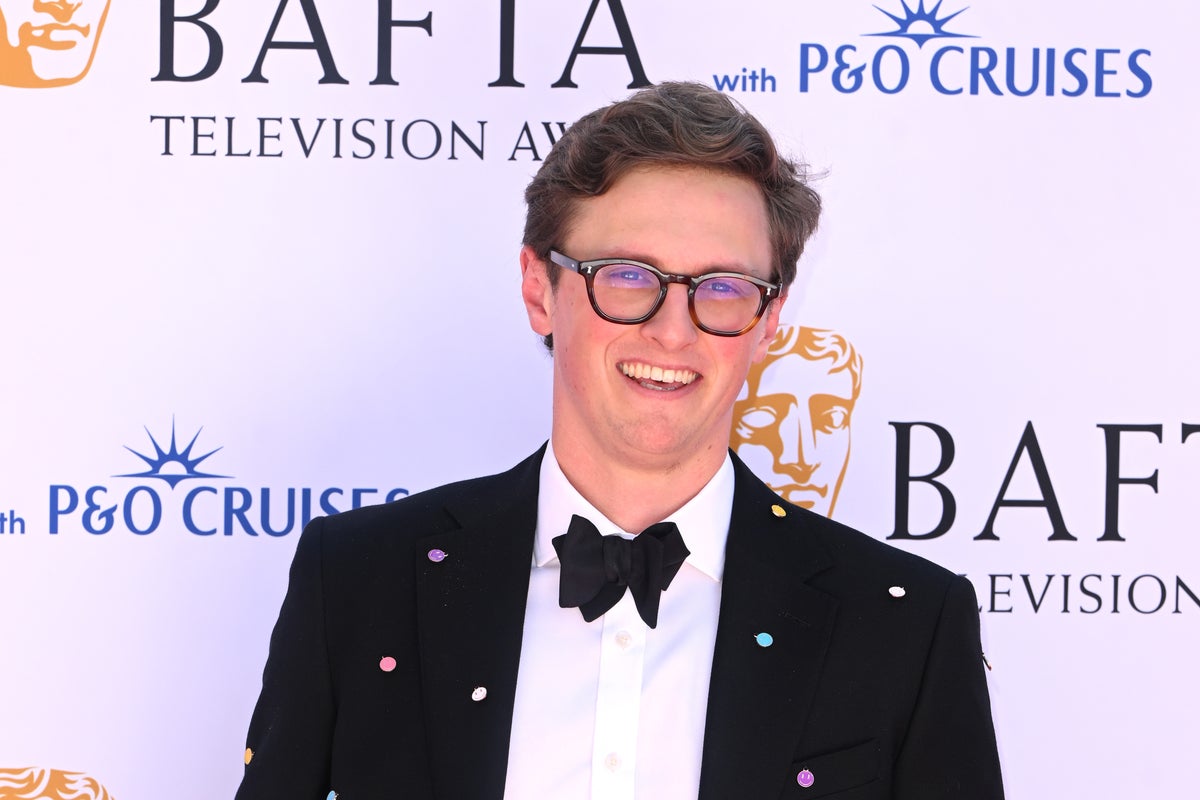 Popular YouTuber gets fake death certificate to secure $50 refund from airline Popular YouTuber gets fake death certificate to secure $50 refund from airline