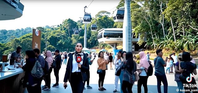 <p>AI-generated video of a cable car ride in Malaysia that doesn't exist</p>