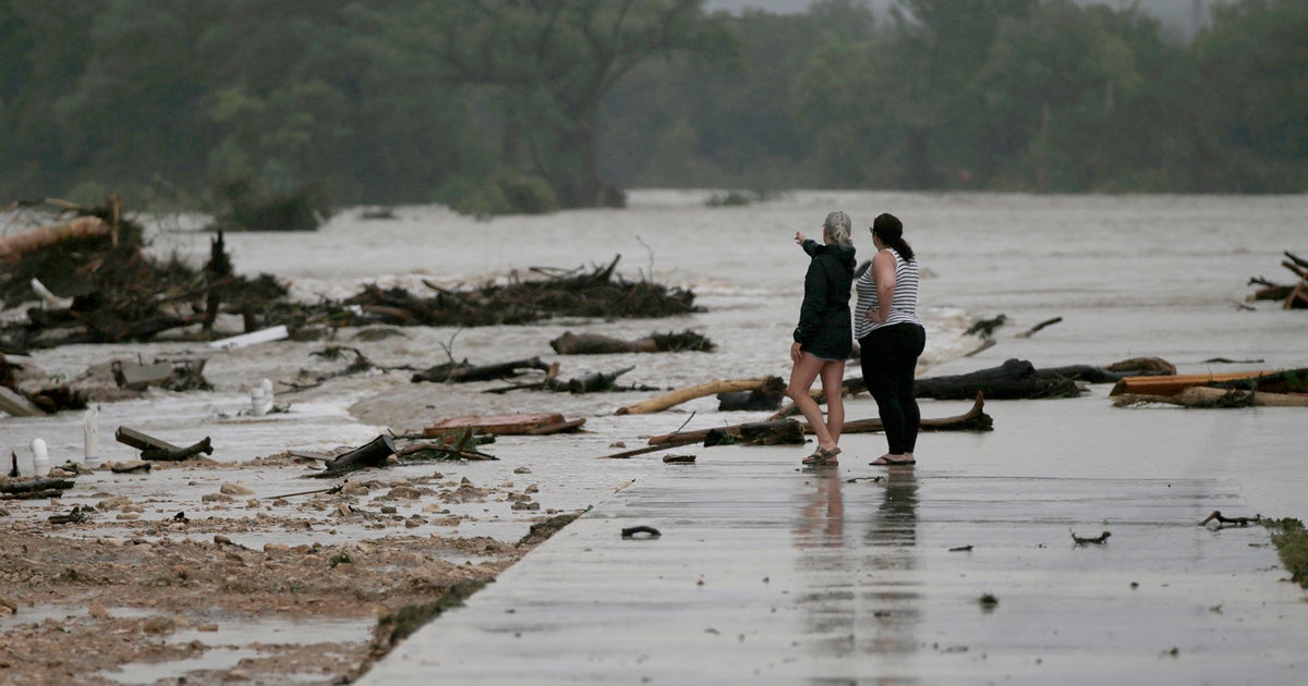 Texas families plead for information on more than 23 girls missing from summer camp after floods | The Independent