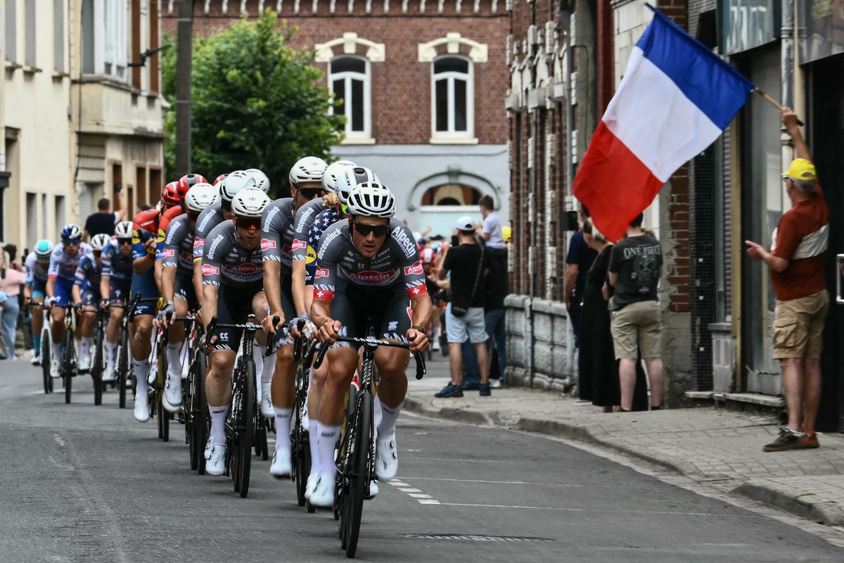 Tour de France 2025 live: Grand Depart updates and stage 1 route as Ineos hit by crash in the peloton
