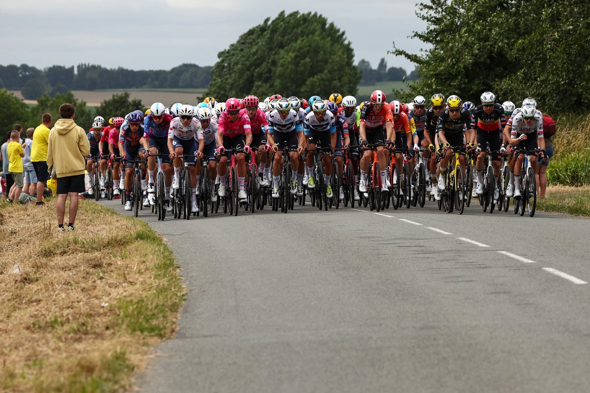 Tour de France live: Stage 3 start time and route as sprinters set to battle in Dunkirk