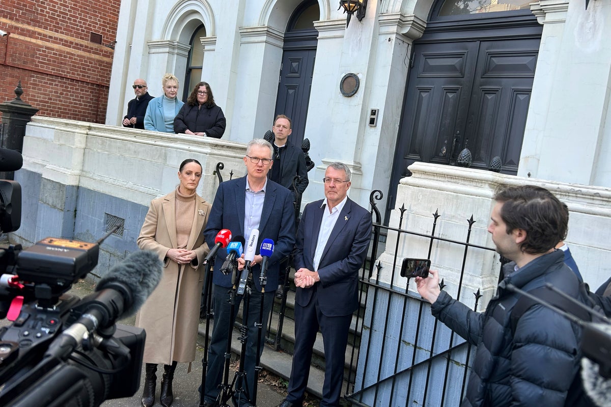 Alleged arsonist charged over fire at Australian synagogue