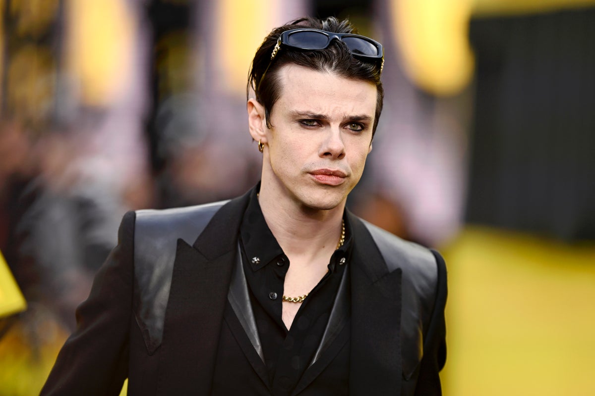 Yungblud cancels tour dates after shock health warning Yungblud cancels tour dates after shock health warning