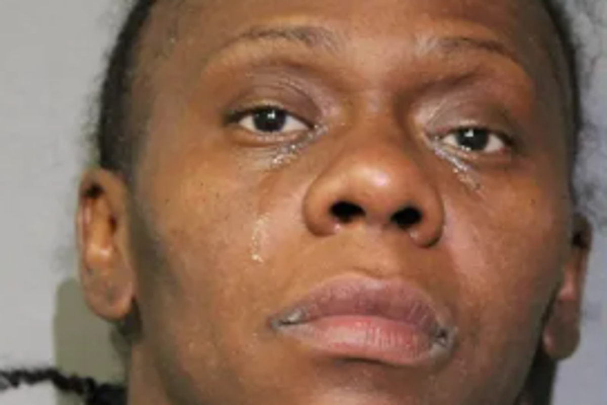 Chicago woman charged with murder after kids are stabbed inside burning home Chicago woman charged with murder after kids are stabbed inside burning home