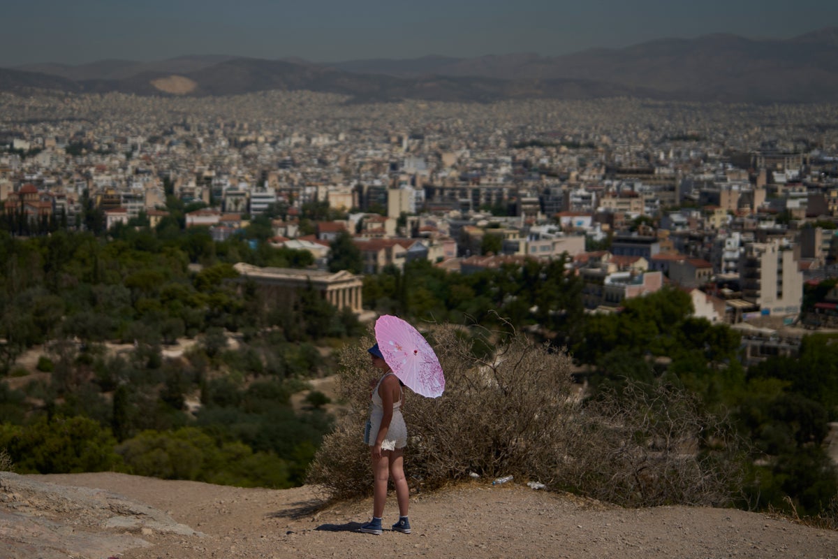 Greece imposes work breaks as a heat wave grips the country