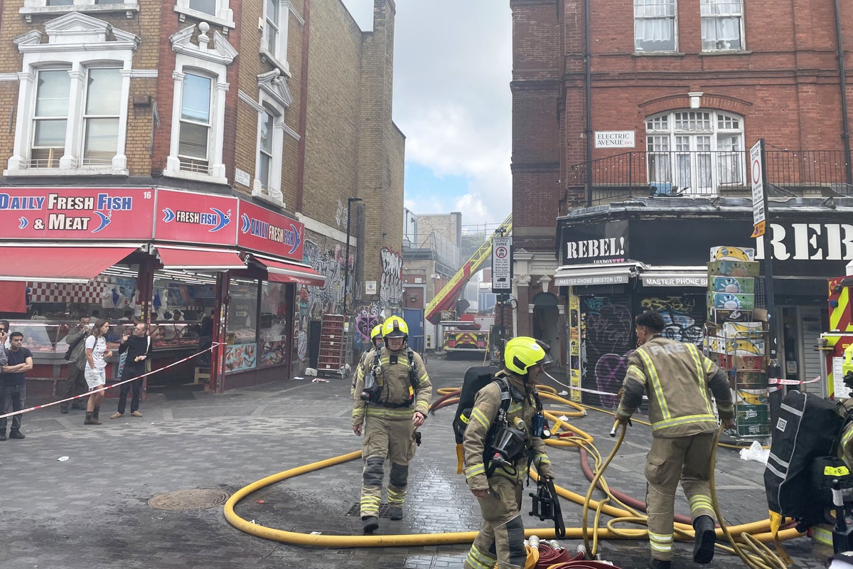 Dozens of firefighters on hand to battle Brixton blaze