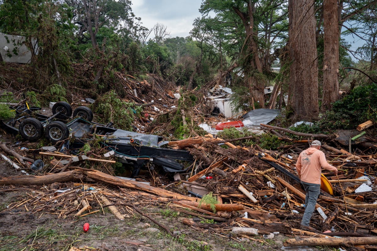 Texas floods latest: At least 104 dead as search for victims continues amid  new weather warnings | The Independent