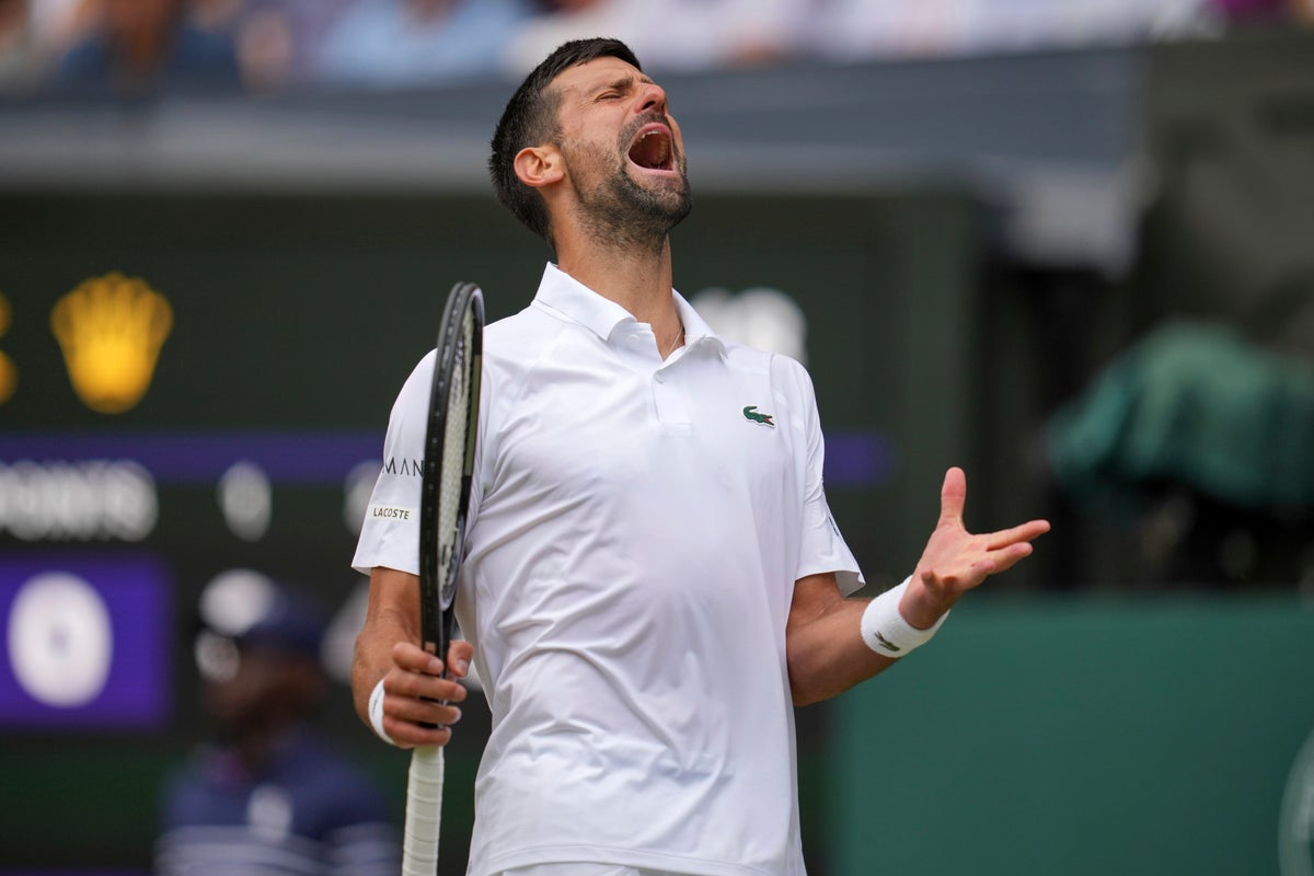 Wimbledon: Novak Djokovic overcomes a poor start to beat Alex de Minaur and reach the quarterfinals
