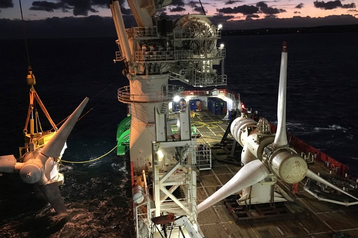 Underwater turbine spinning for 6 years off Scotland's coast is a breakthrough for tidal energy