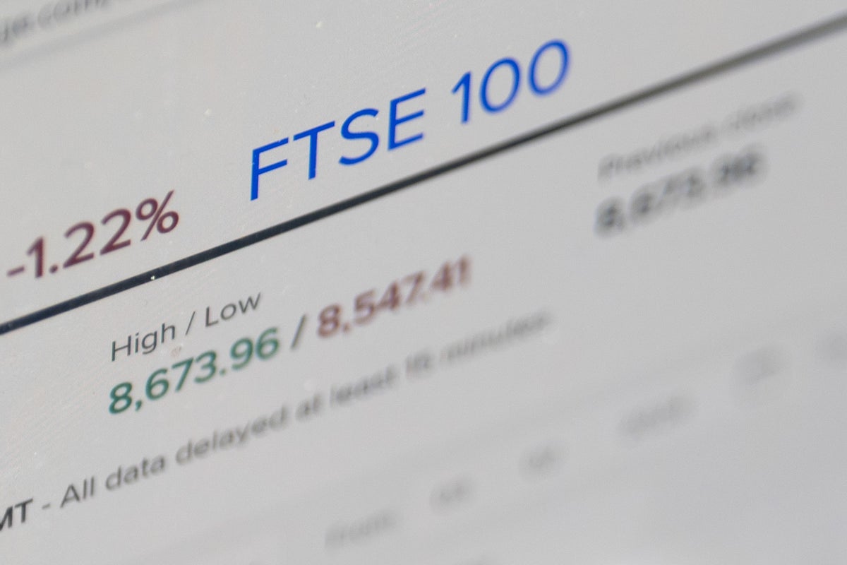 London stocks close lower amid US tariffs uncertainty