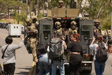 Immigration agents swarm MacArthur Park in Los Angeles in show of force drawing ire of Mayor Karen Bass