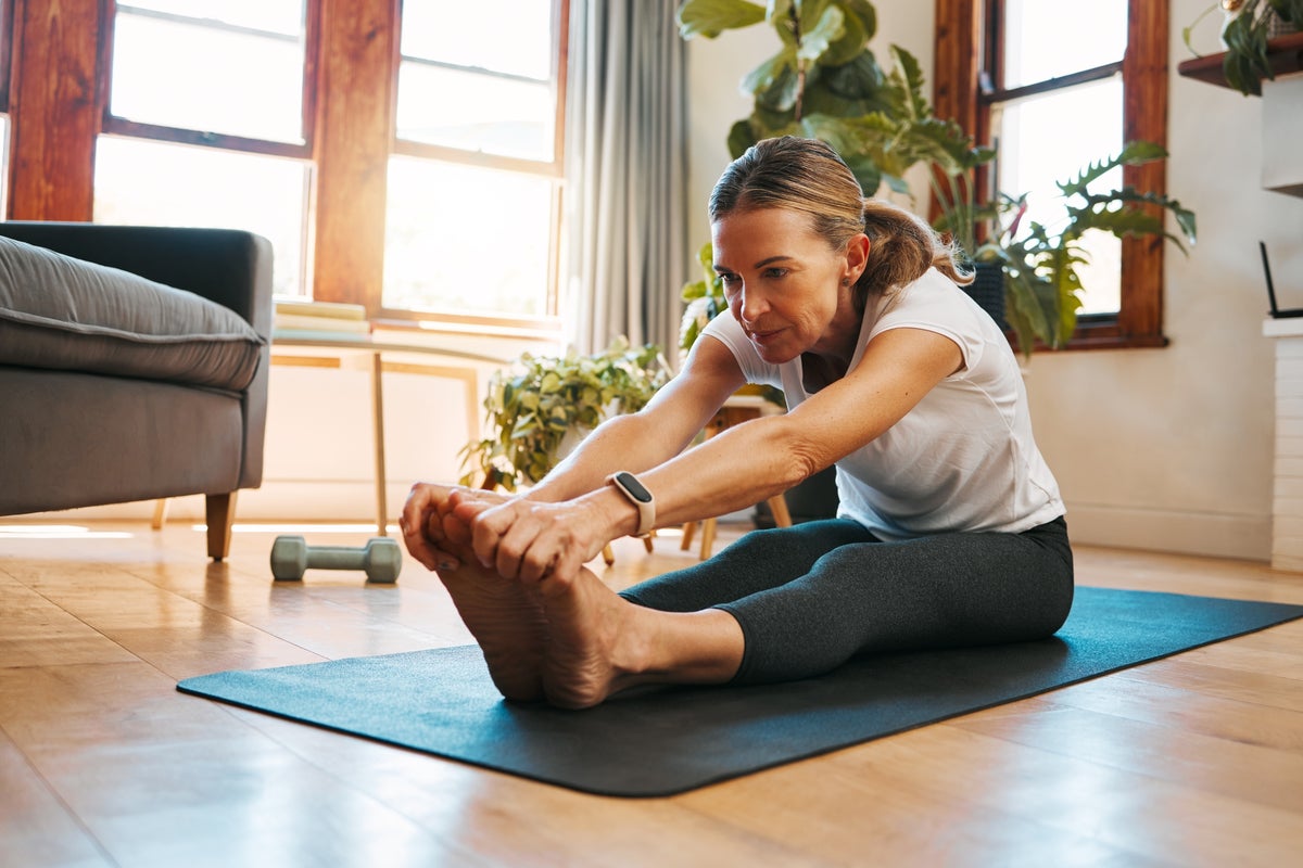 These expert-approved five-minute daily workouts can improve flexibility, strength and longevity