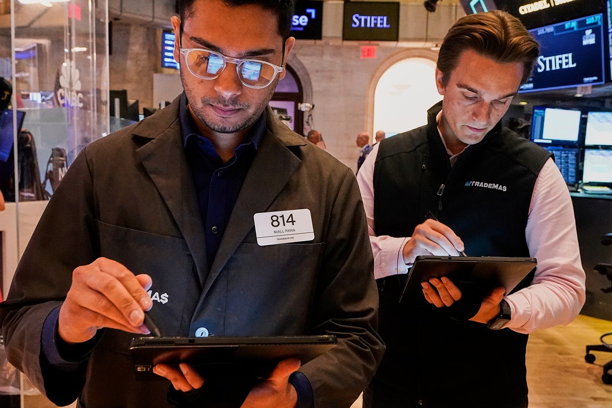 Asian shares rise after Wall Street falls as Trump pressures trading partners with new tariffs
