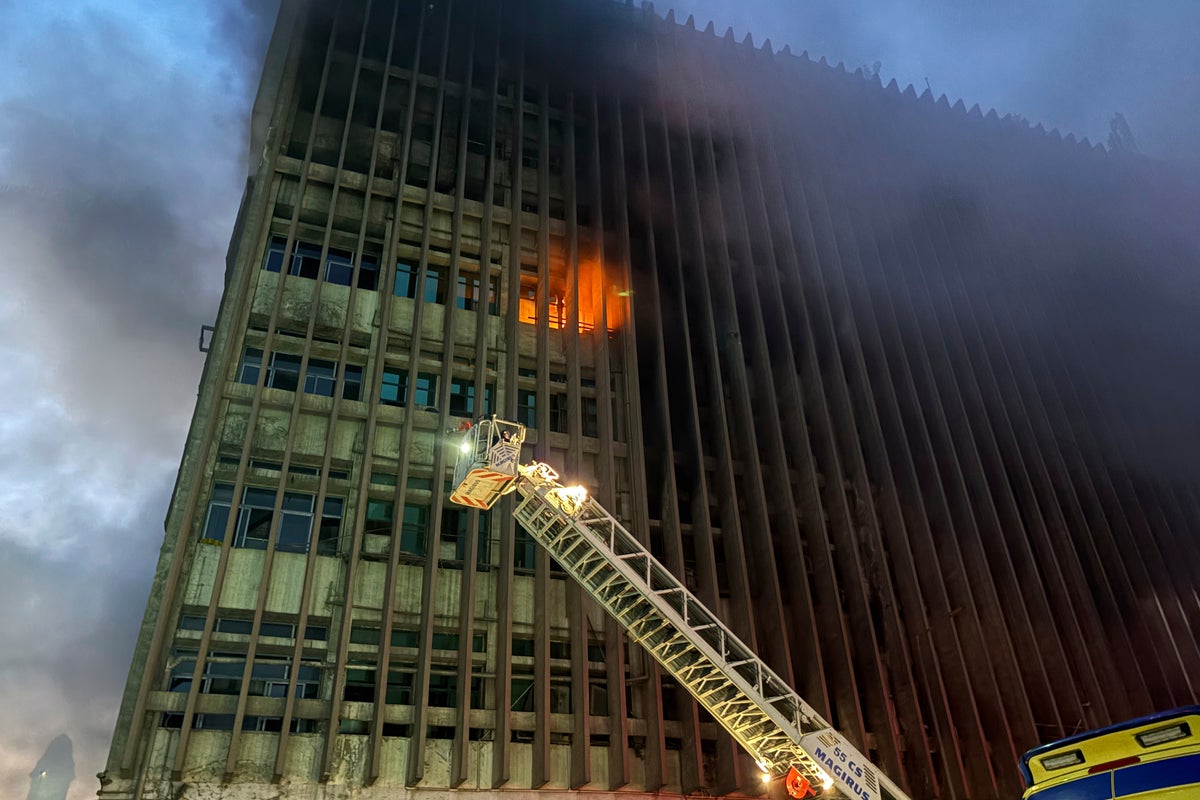 Cairo telecom building fire kills 4 and injures 26