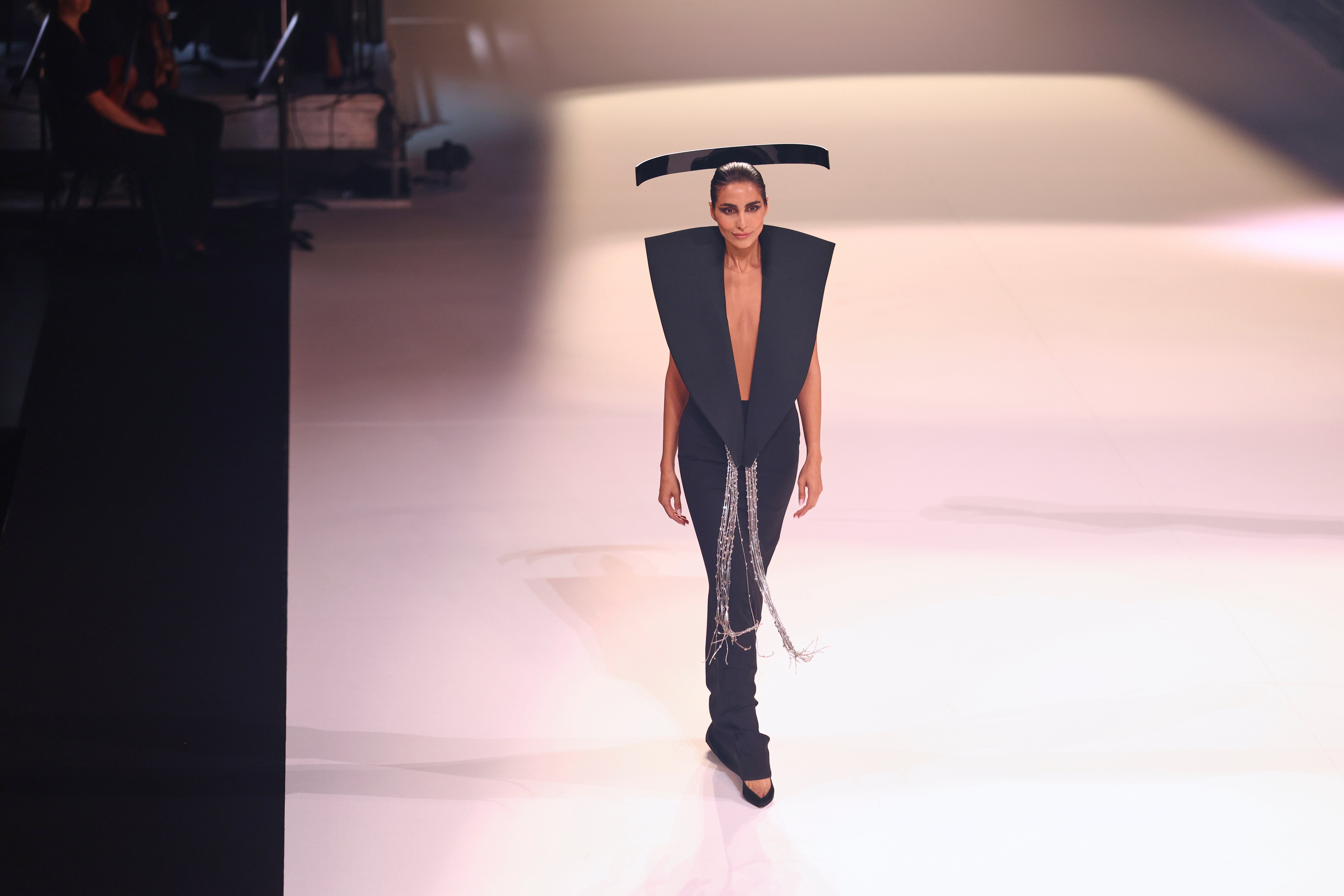 France Fashion Stephane Rolland F/W 25 26