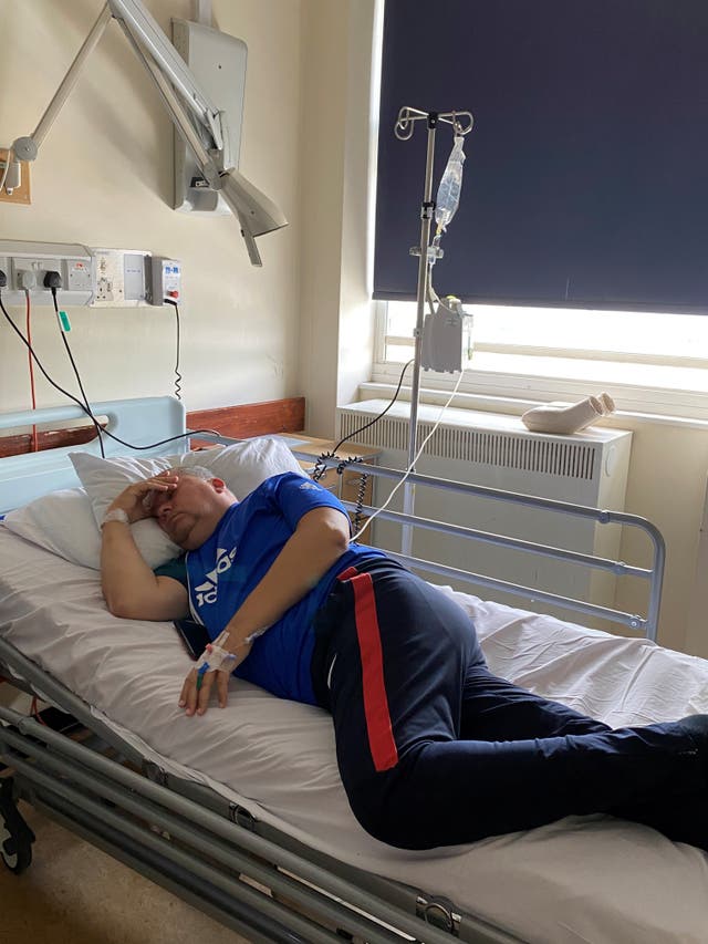 <p>Mart in hospital due to a blood clot</p>