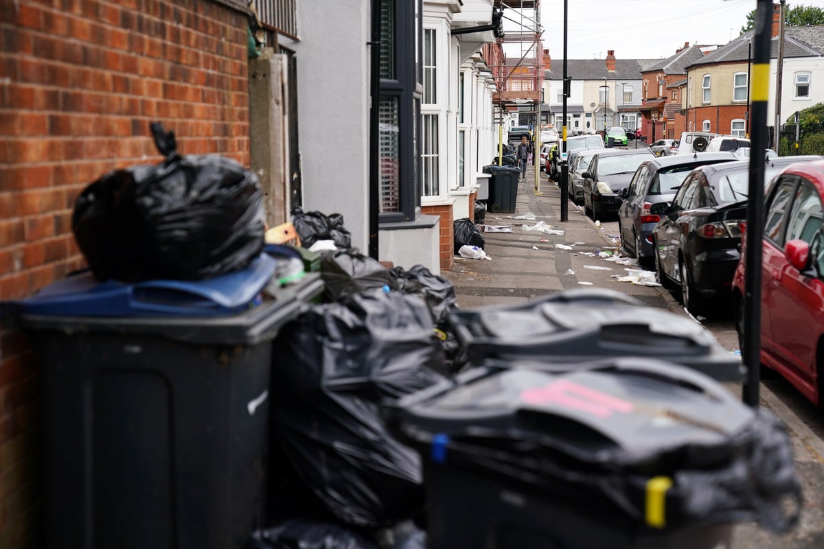Birmingham council at ‘absolute limit’ of pay dispute offer