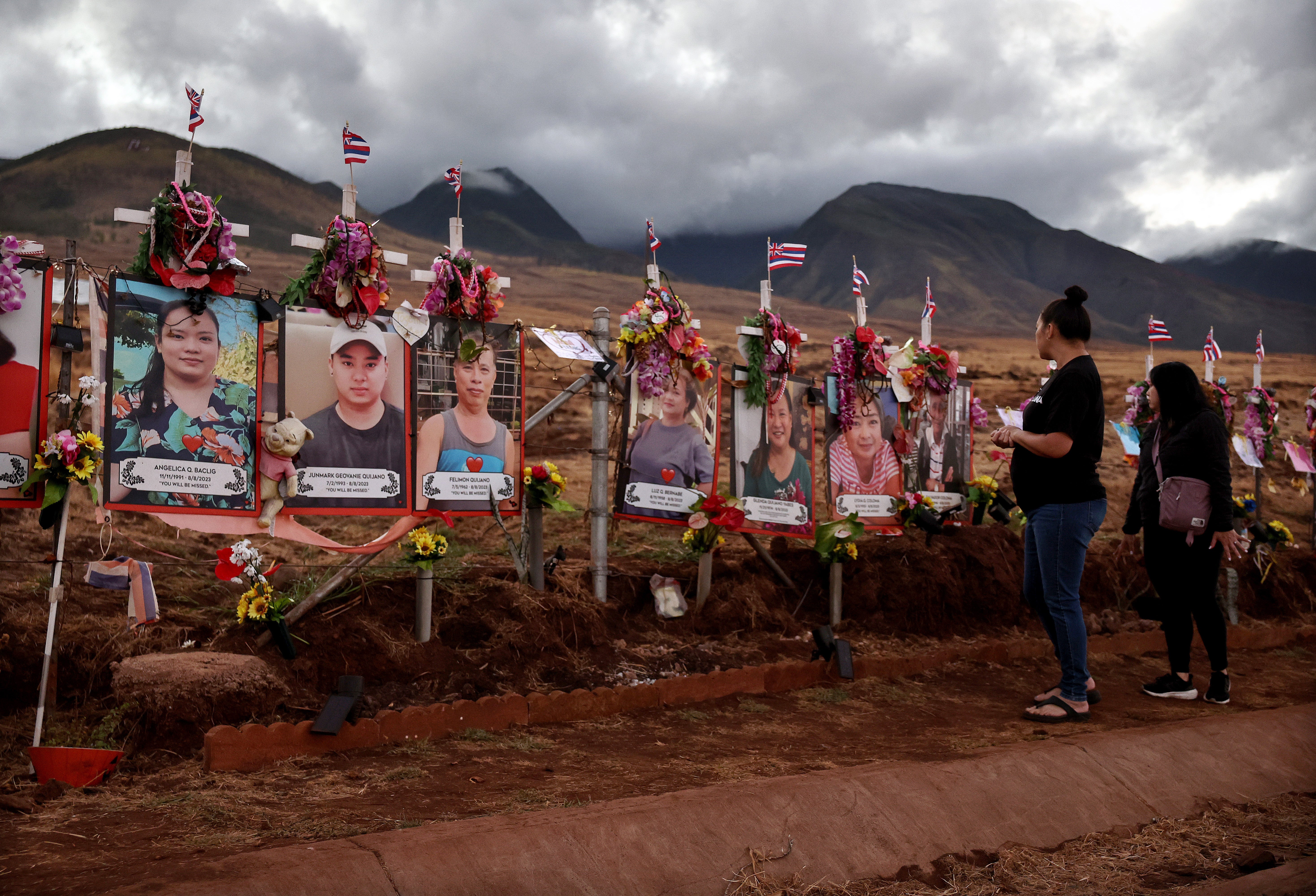 Survivors tribute to those who died in flames