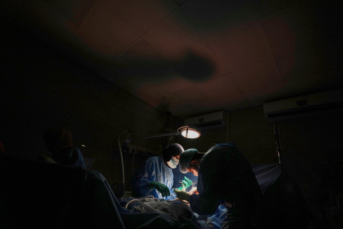 PHOTO ESSAY: Gaza's main hospital barely functions after Israeli raids and 21 months of war