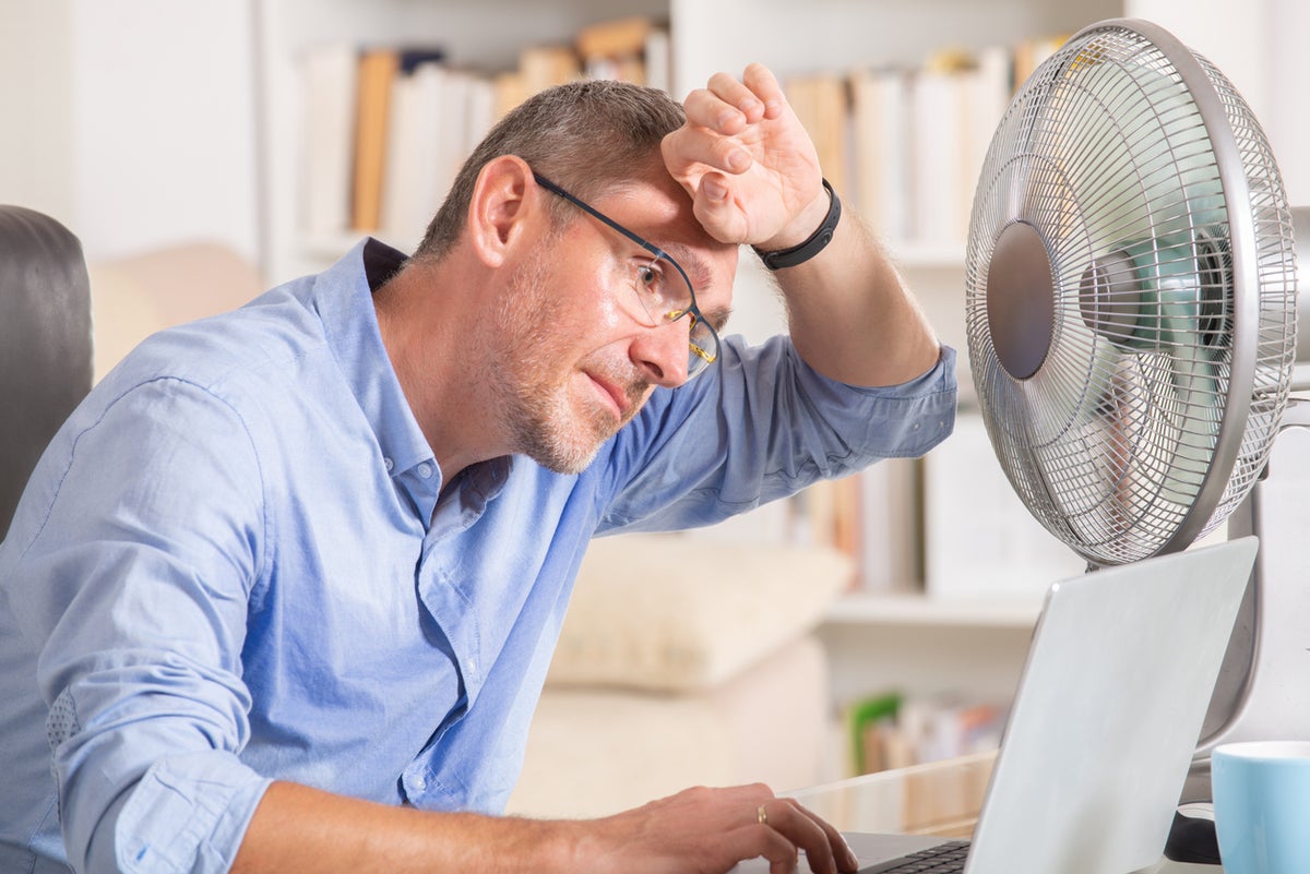 Employers urged to relax rules for staff amid UK heatwave
