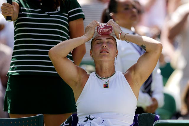 <p>Aryna Sabalenka holds ice on her head amid her semi-final against Amanda Anisimova</p>
