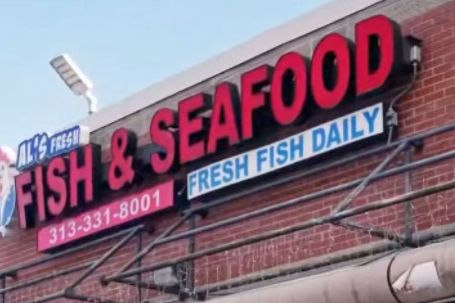 <p>A  56-year-old employee at the Al's Fresh Fish & Chicken on Russell Street in Detroit accidentally discharged a gun he had found on Wednesday.</p>