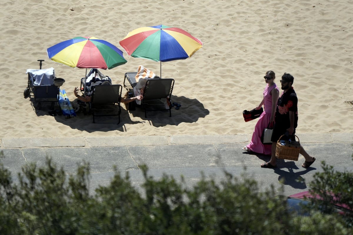 Voices: Hands down, this is the worst thing to do in a heatwave