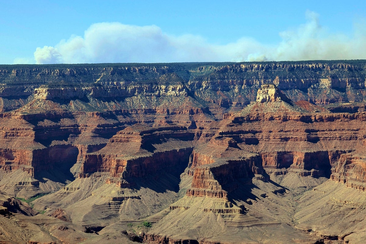 Multiple Wildfires Force Closures at Major US Parks