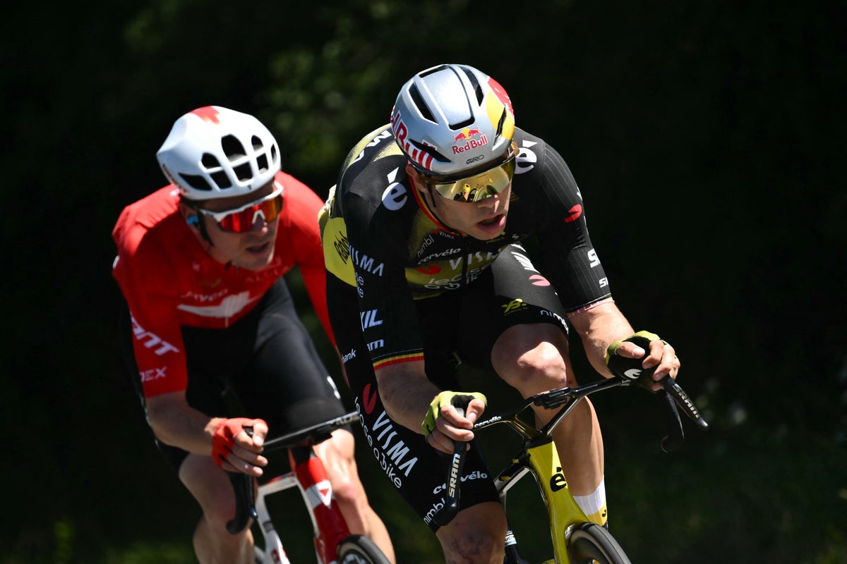 Tour de France 2025 live: Stage 7 route and updates with Geraint Thomas in breakaway on way to Mur-de-Bretagne