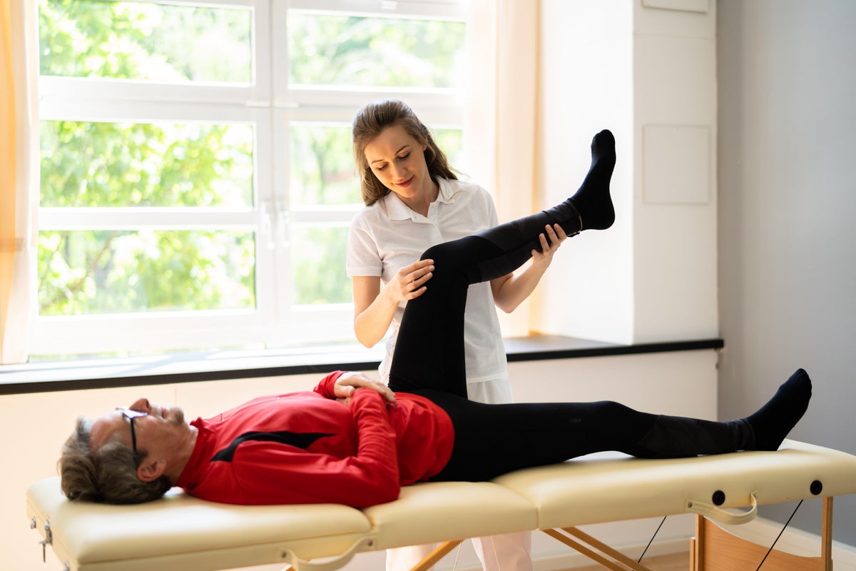 Eight knee health tips for over 50s that will keep you pain free