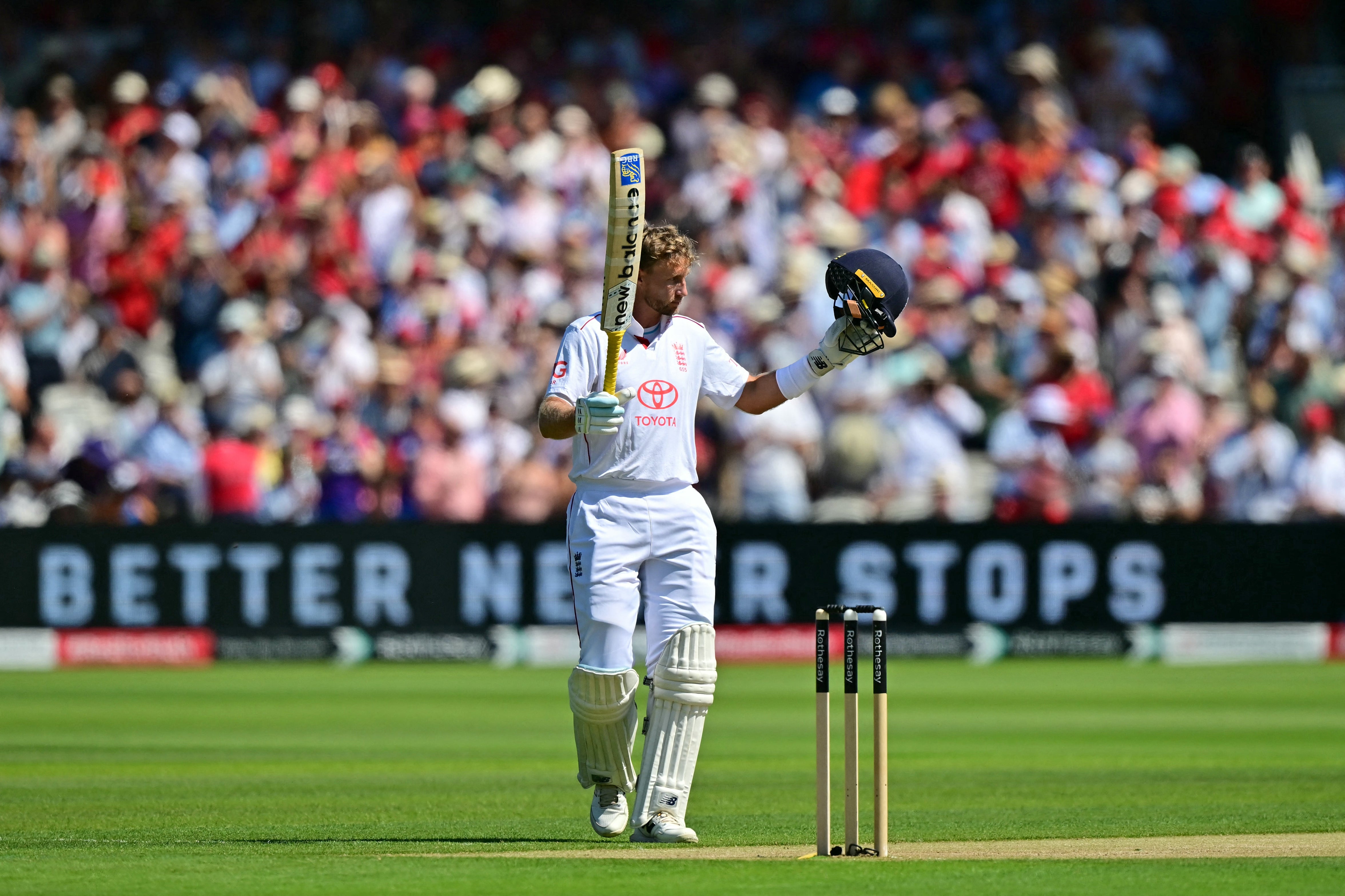 Joe root finished his hundredth from the first ball of the day