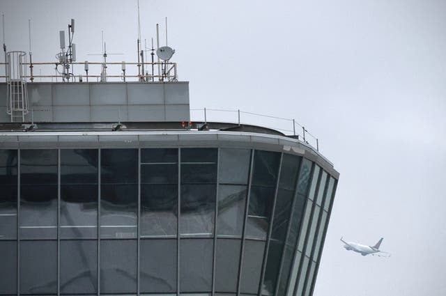 <p>Airports from New York to Los Angeles experienced delays Monday night as air traffic controllers went without pay during the ongoing government shutdown</p>