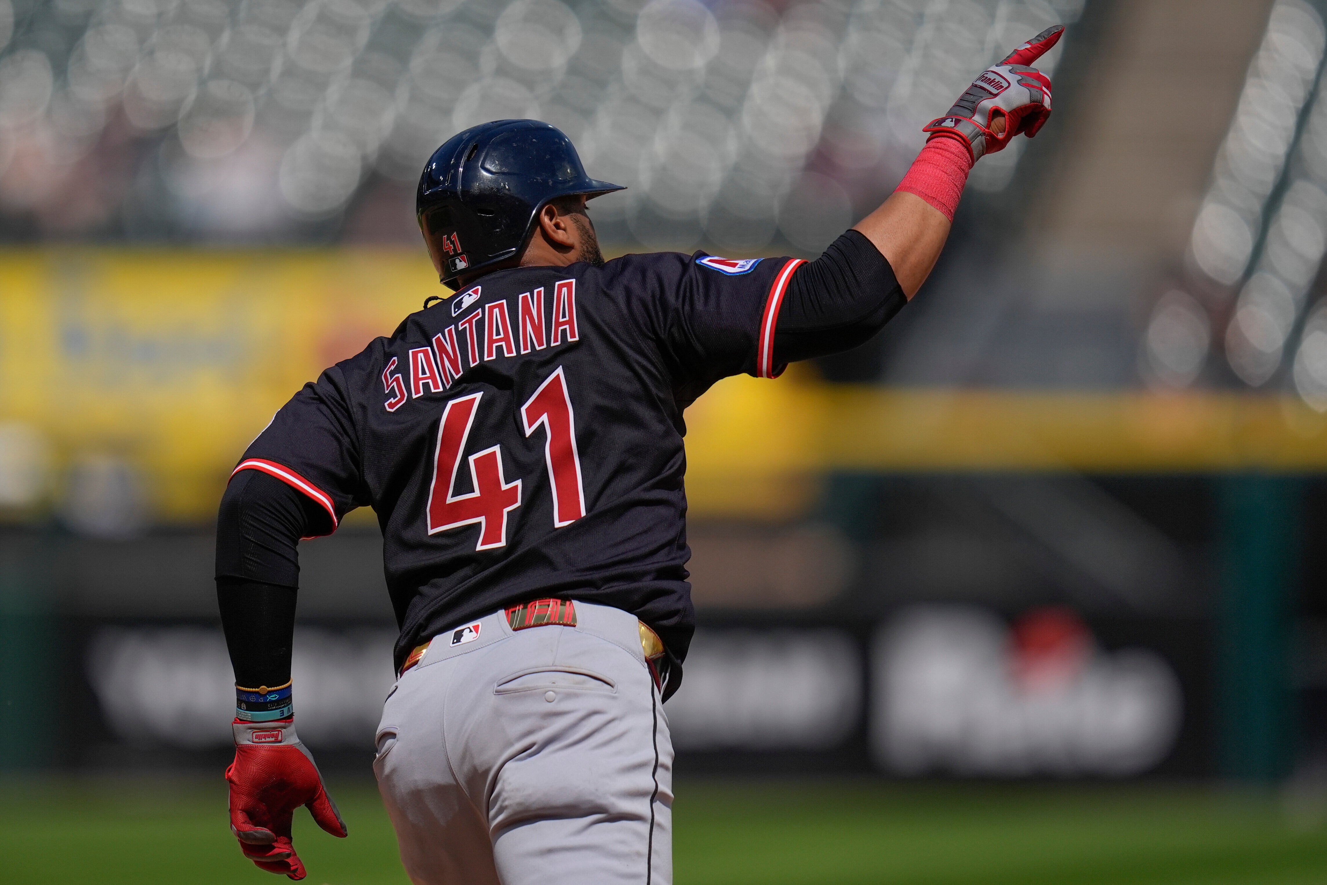 GUARDIANES-MEDIAS BLANCAS