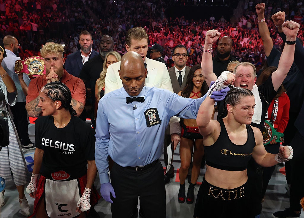 Serrano was devastated as she failed to get her arm raised in what looks to be their final duel
