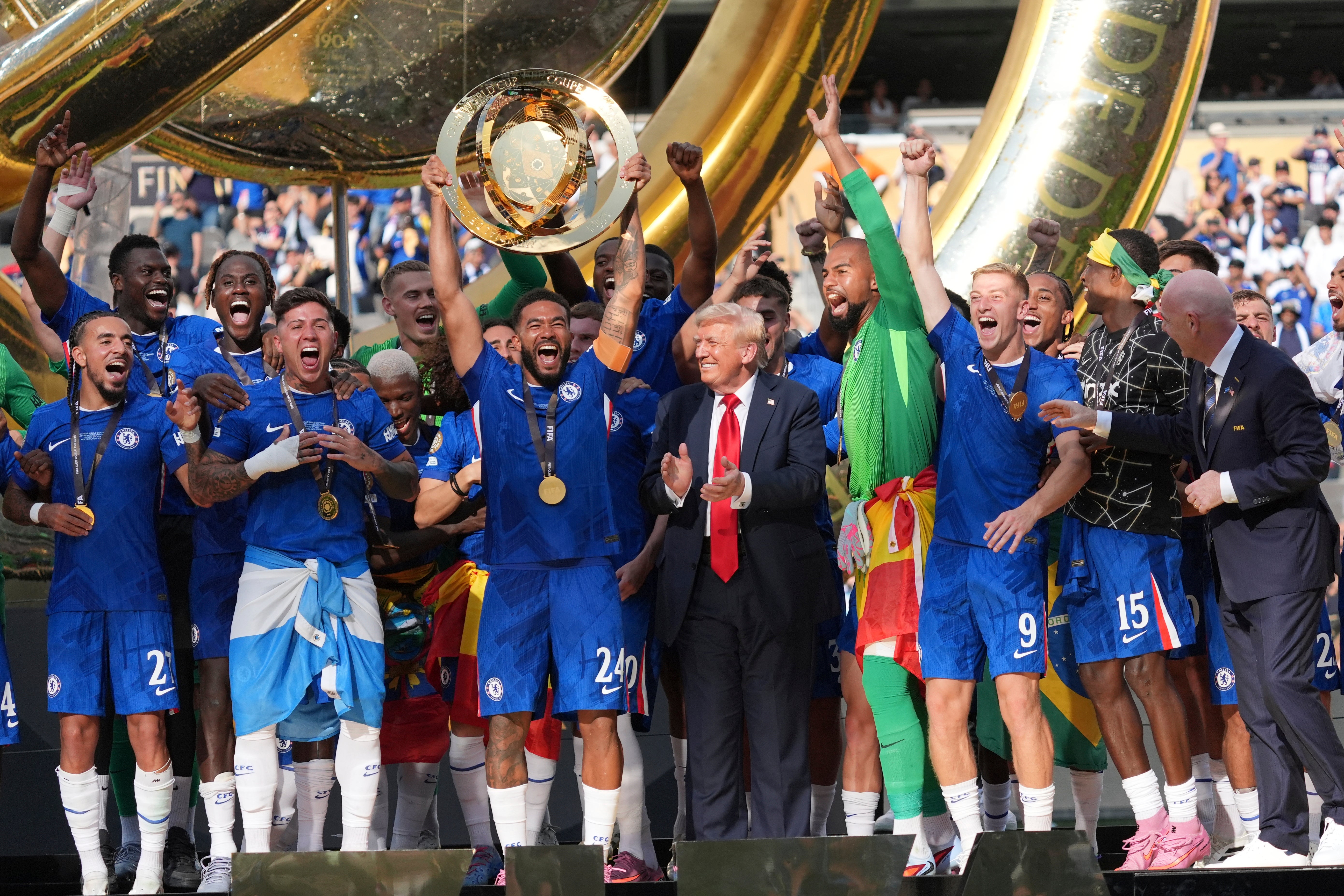 Chelsea terminó la Copa Mundial de Clubes como vencedores, con Donald Trump excitado a sus celebraciones