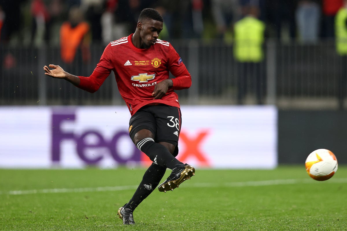 Axel Tuanzebe sues Man United for alleged medical negligence Axel Tuanzebe sues Man United for alleged medical negligence