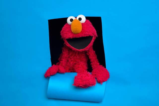 <p>Este fin de semana, la cuenta oficial de Elmo en X fue hackeada, según informó la compañía que gestiona al popular personaje</p>