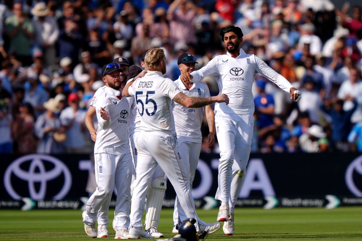 Shoaib Bashir defies injury to claim final wicket in dramatic England win