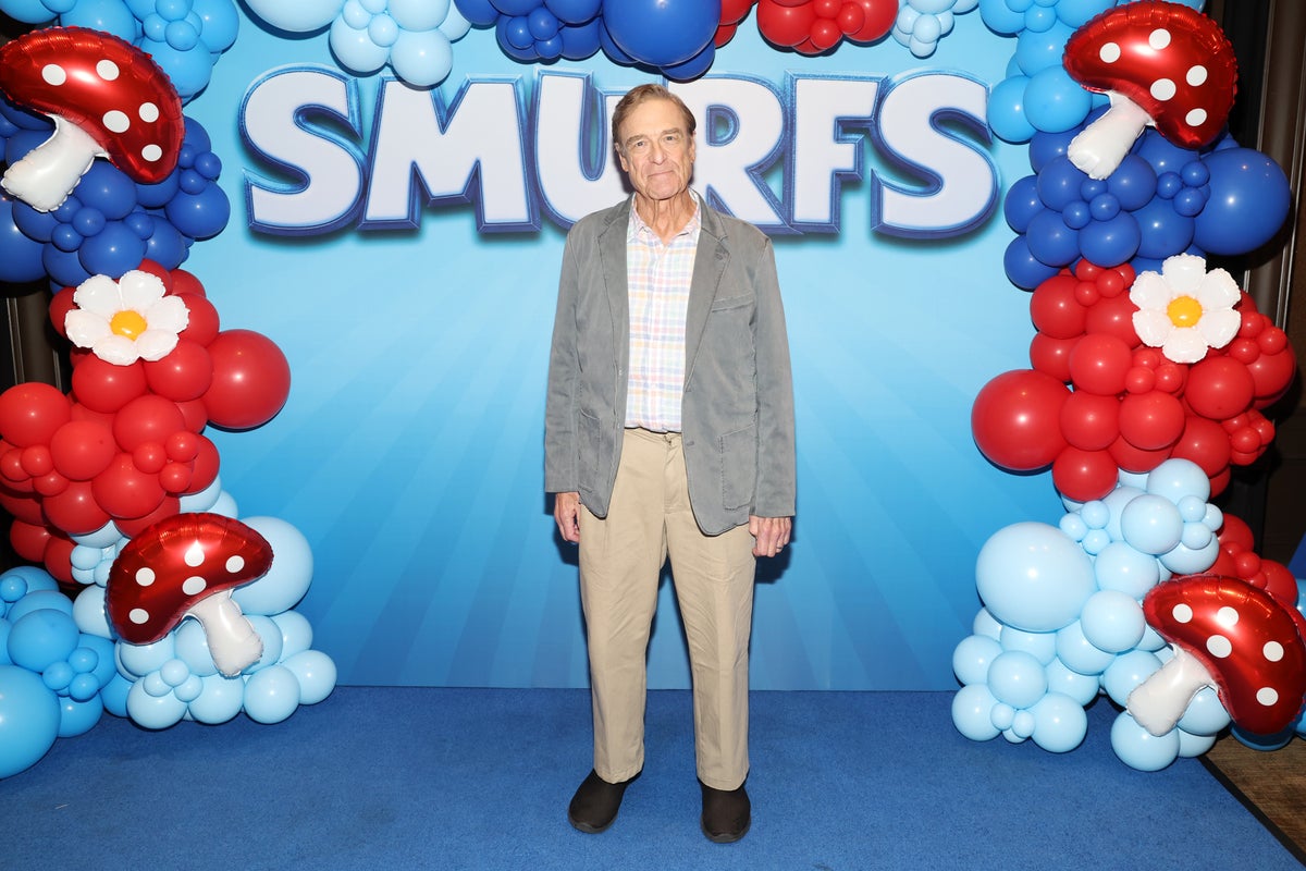 Hollywood star shows off huge weight loss at new film premiere