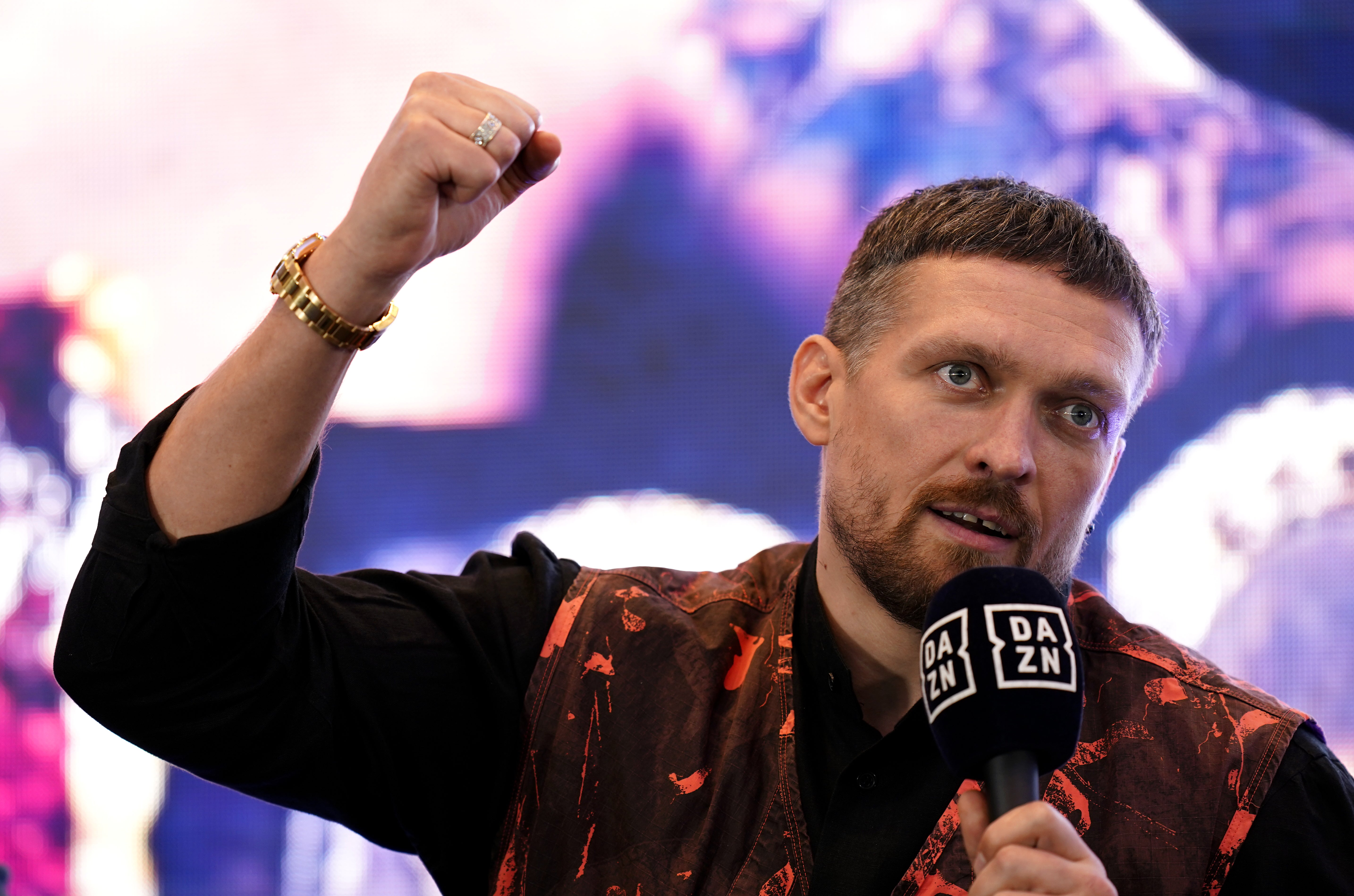 Олександр УСИК ће почети као велики фаворит против Даниела Дубоиса