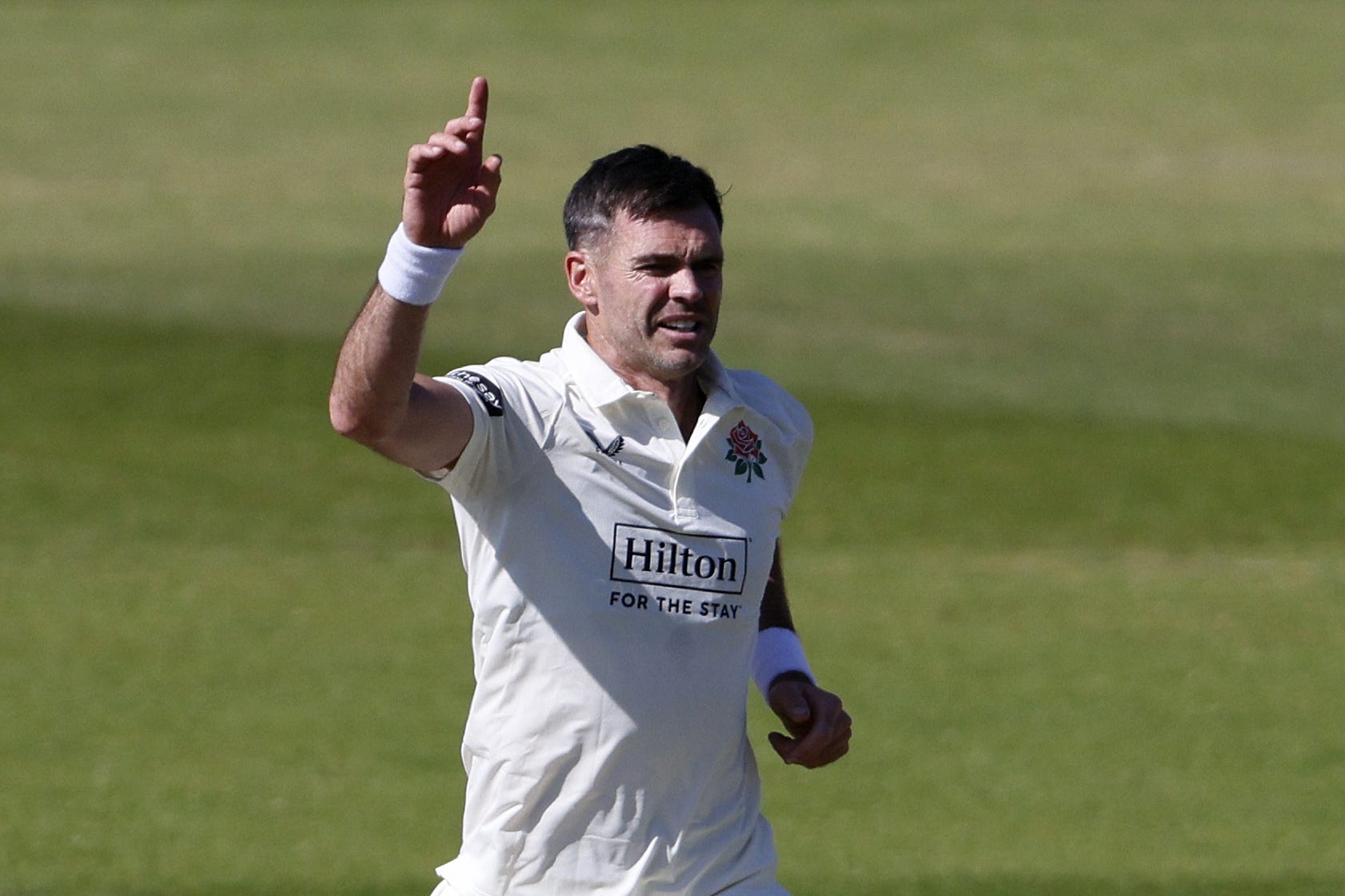 <p>James Anderson has signed a one-year deal with Lancashire</p>